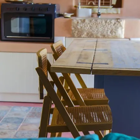 Rodamia Traditional Apartment Kythira Town